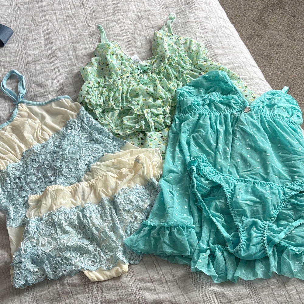 3 Elegant Lace Sleepwear Sets
